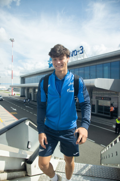 Команда «Зенит» перед вылетом на матч за Суперкубок с ЦСКА