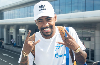 Команда «Зенит» перед вылетом на матч за Суперкубок с ЦСКА