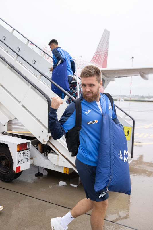 Вылет команды «Зенит» в город Ростов-на-Дону на матч с «Ростовом»