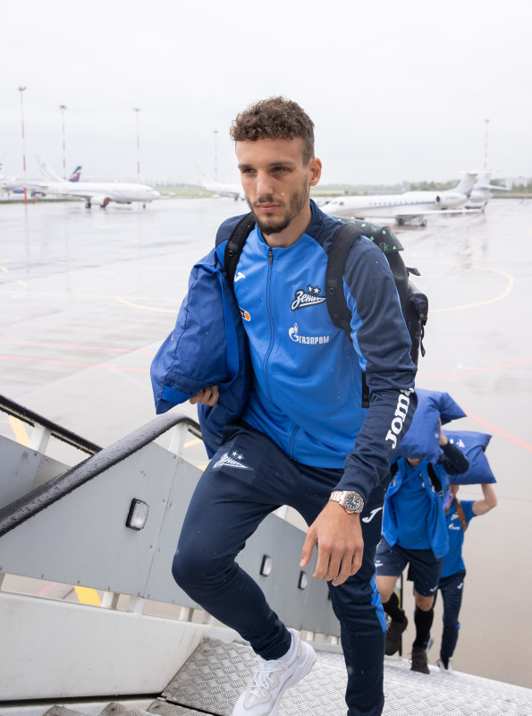 Вылет команды «Зенит» в город Ростов-на-Дону на матч с «Ростовом»