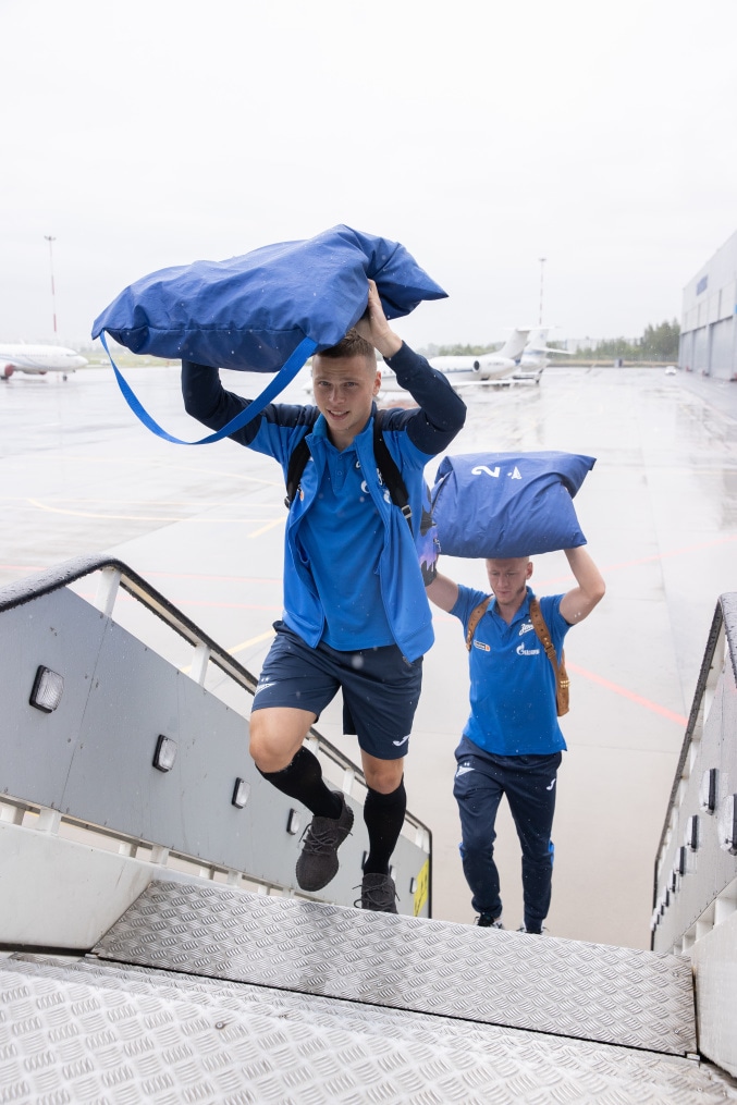 Вылет команды «Зенит» в город Ростов-на-Дону на матч с «Ростовом»