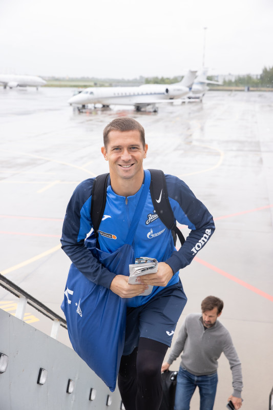 Вылет команды «Зенит» в город Ростов-на-Дону на матч с «Ростовом»