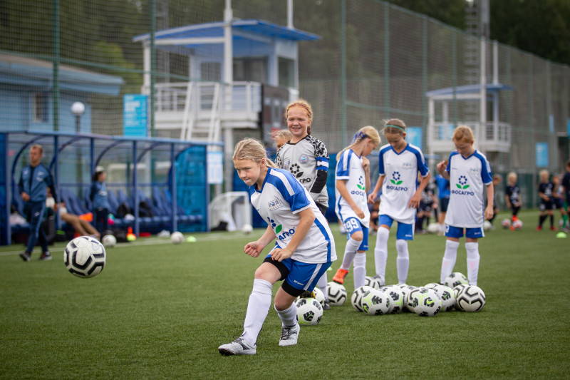 Фестиваль футбола для девочек