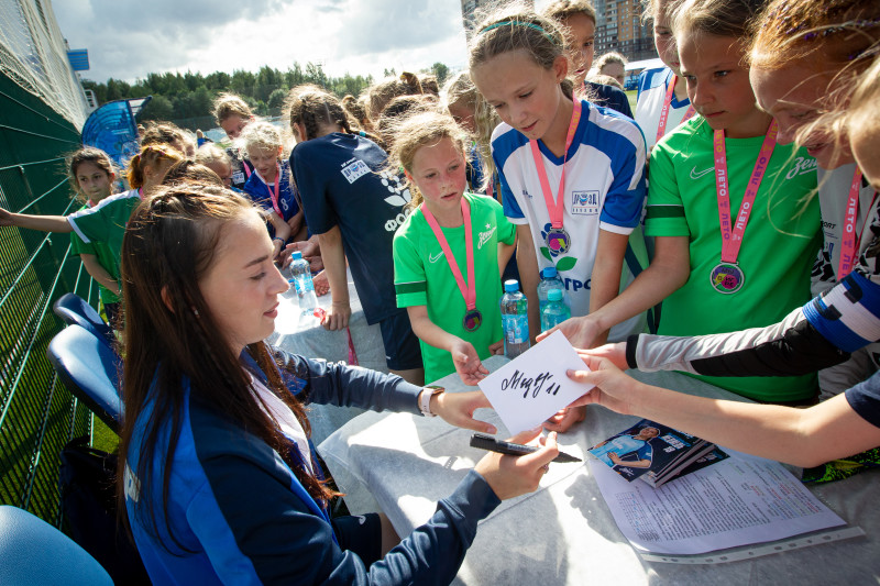 Фестиваль футбола для девочек