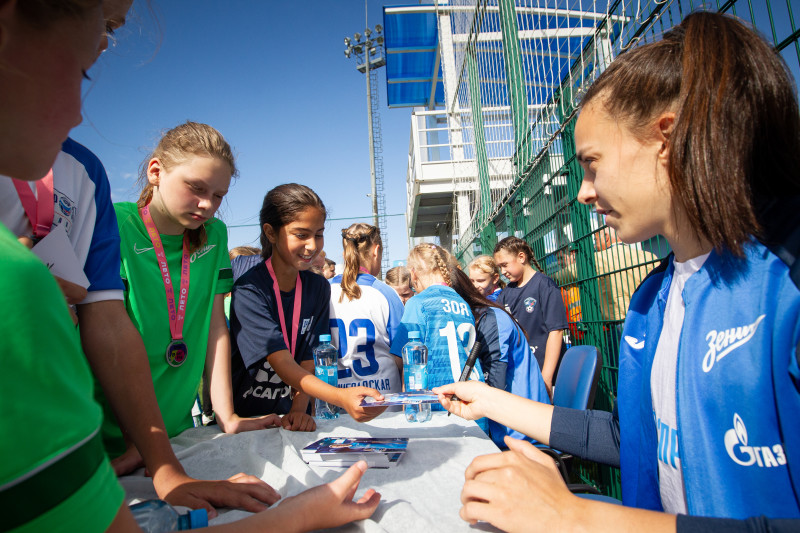 Фестиваль футбола для девочек