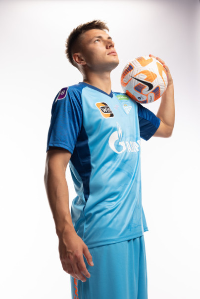 Индивидуальная фотосессия игроков ФК «Зенит» в форме Joma сезона 2023/24