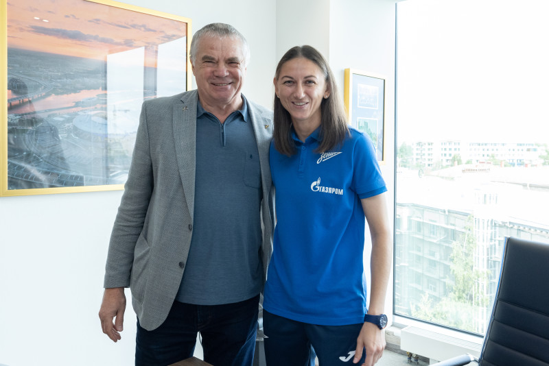 Продление контракта с Юлией Гриченко