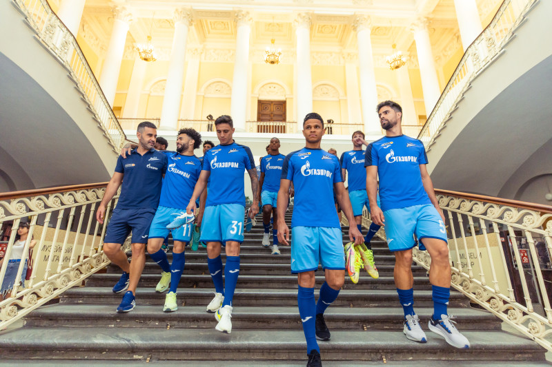 Экскурсия по залам Русского музея для игроков основного состава ФК «Зенит»