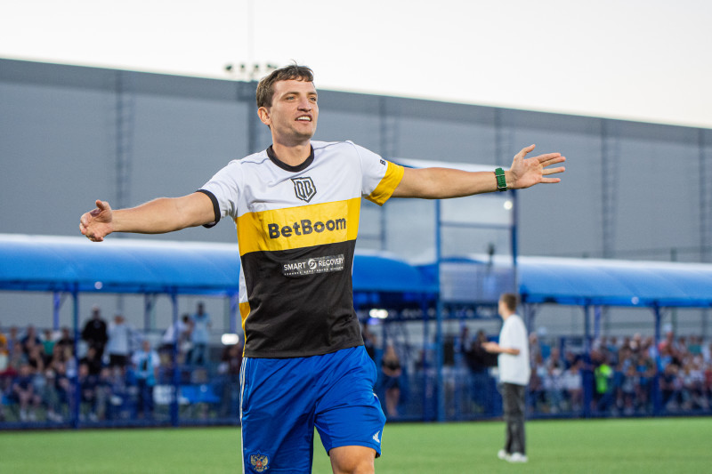 Товарищеский матч медийных команд: «Чисто Питер» — Broyke Boys