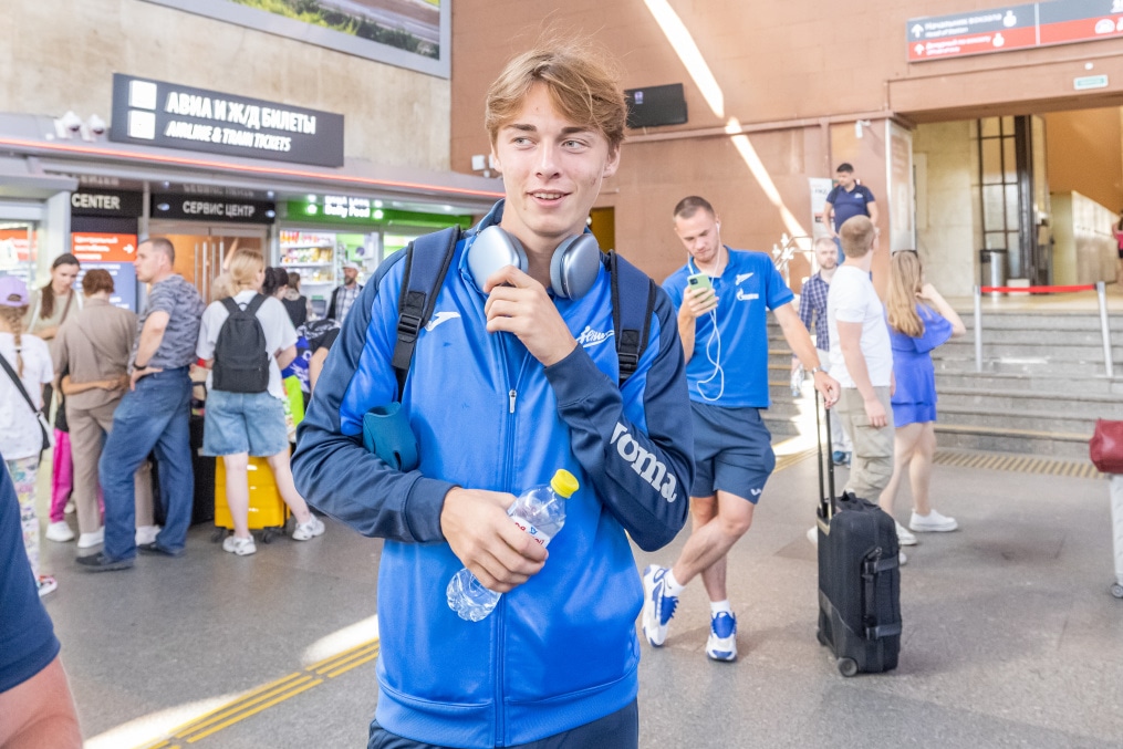 Выезд  «Зенит»-м на матч со «Спартаком»-м