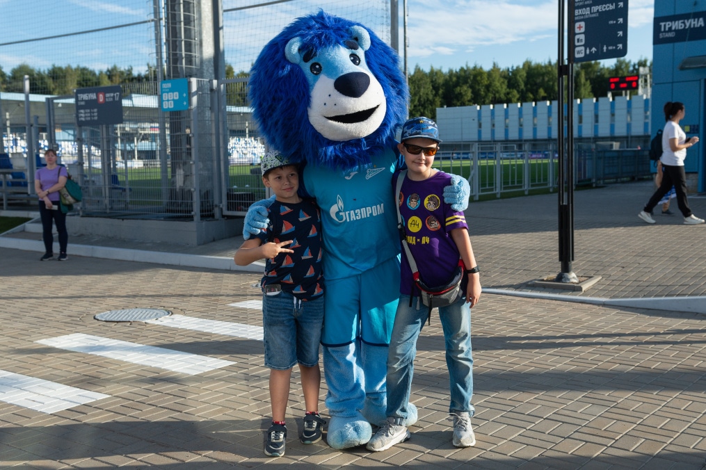 Фан-Променад на матче Cуперлиги 2023, «Зенит» — «Енисей»