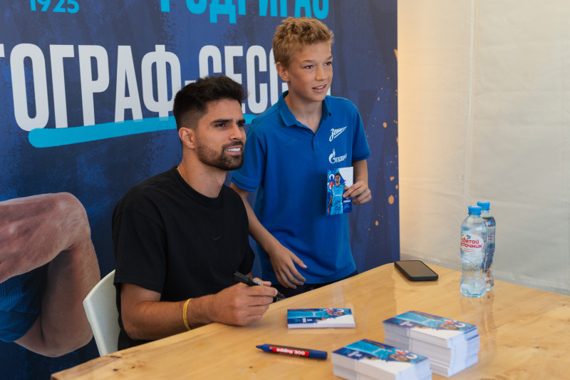 Фан-Променад на матче Cуперлиги 2023, «Зенит» — «Енисей»