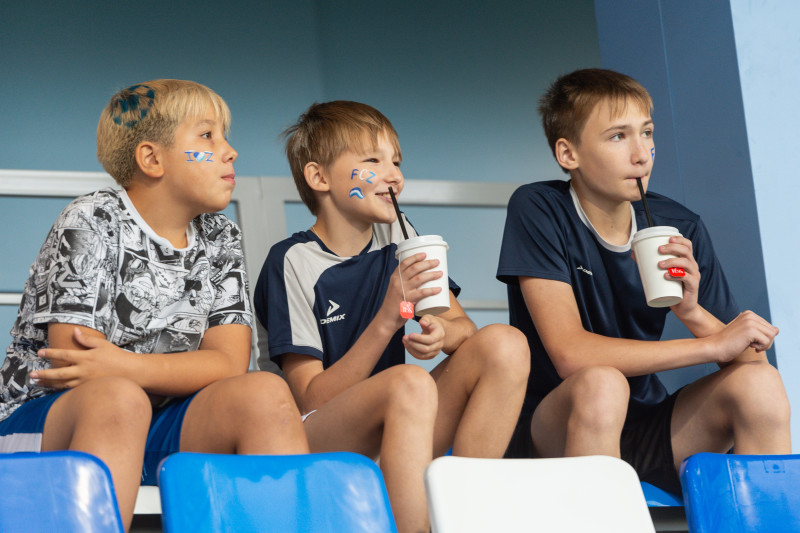 Болельщики на матче 18-го тура Cуперлиги 2023,  «Зенит» — «Енисей».