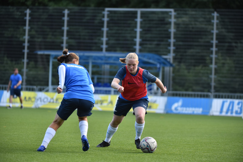 Тренировка женской молодежной команды «Зенит» перед матчем с «Локомотив»-M