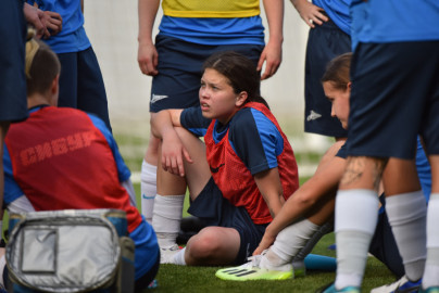 Тренировка женской молодежной команды «Зенит» перед матчем с «Локомотив»-M