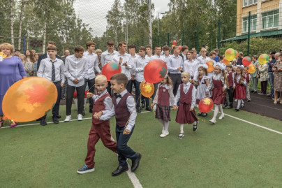 Воспитанники «Газпром»-Академии на «Дне знаний» в лицее № 95