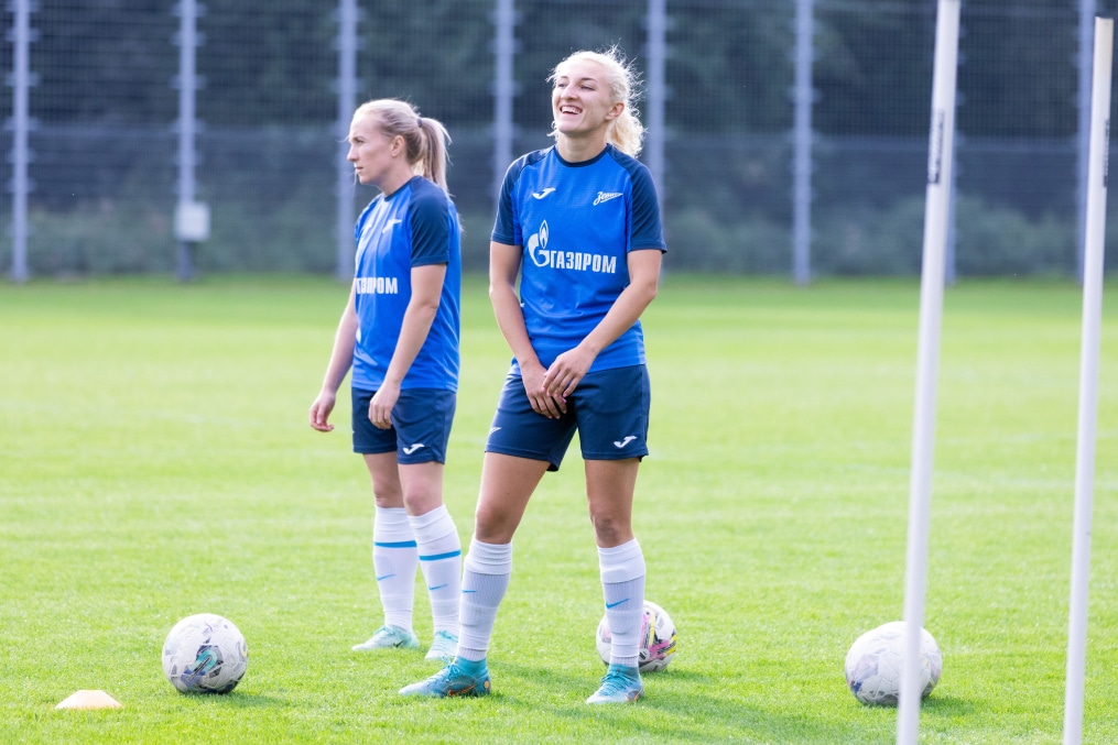 Тренировка женской команды «Зенит» перед матчем со «Звездой-2005»