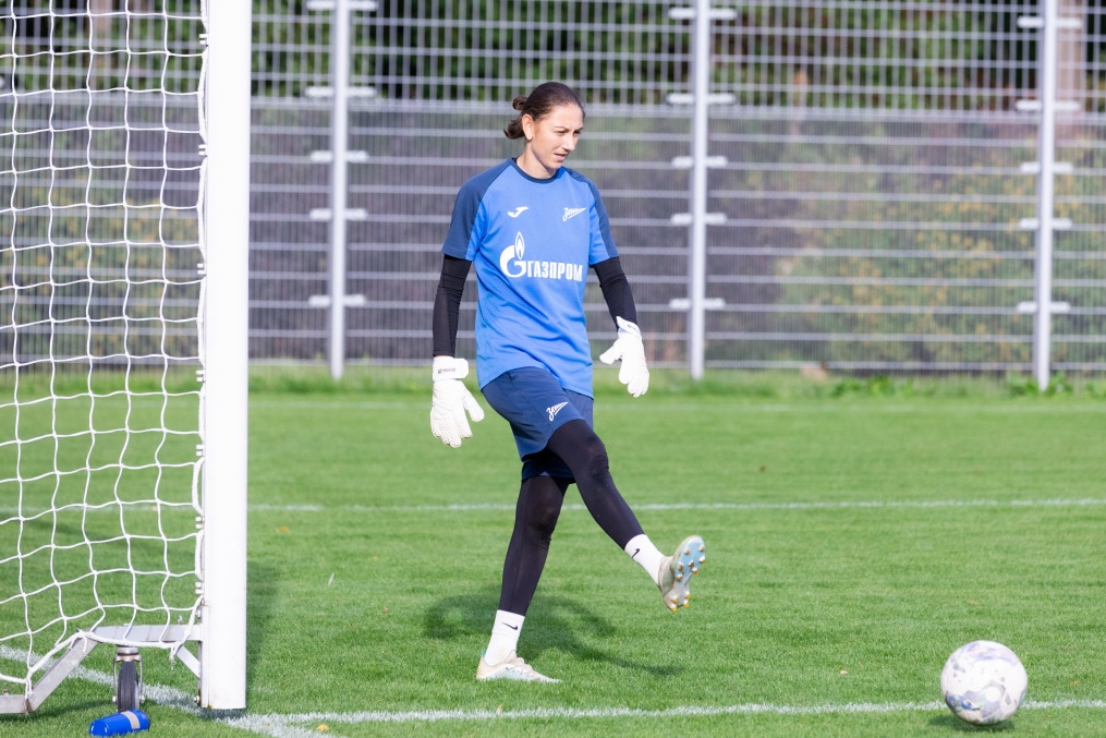 Тренировка женской команды «Зенит» перед матчем со «Звездой-2005»