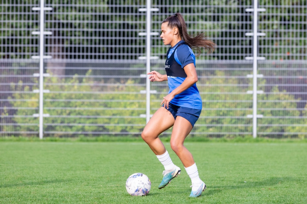 Тренировка женской команды «Зенит» перед матчем со «Звездой-2005»