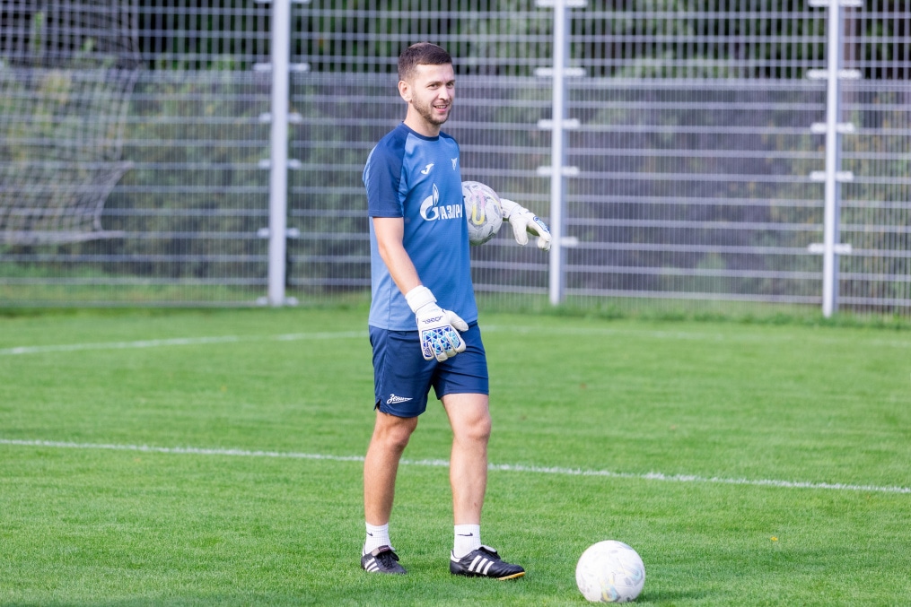 Тренировка женской команды «Зенит» перед матчем со «Звездой-2005»