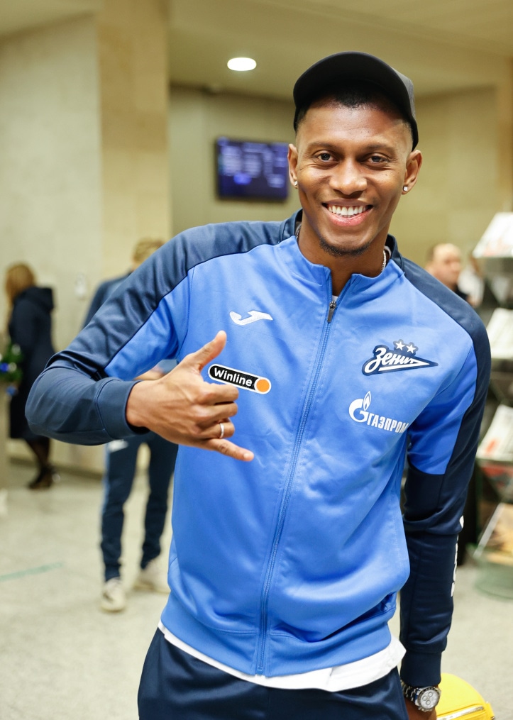 «Зенит» отправился в Дубай на первые «Газпром»-тренировочные сборы