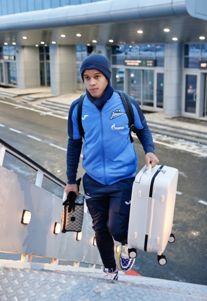 «Зенит» отправился в Дубай на первые «Газпром»-тренировочные сборы