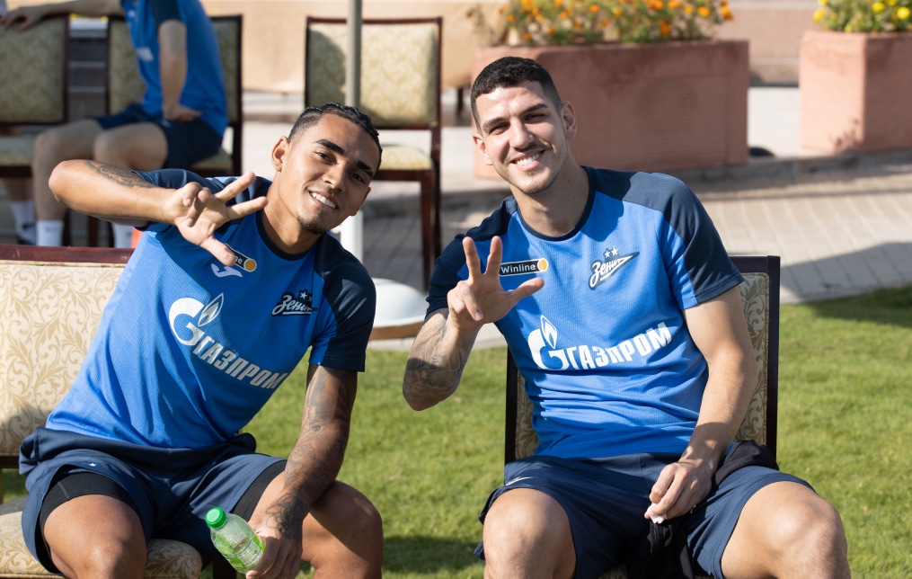 Зимние «Газпром» — тренировочные сборы в Абу-Даби. 17 января, утренняя тренировка