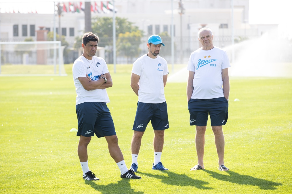 Зимние «Газпром» — тренировочные сборы в Абу-Даби. 17 января, утренняя тренировка