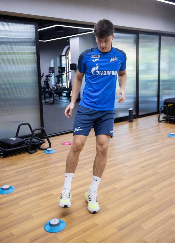 Зимние «Газпром» — тренировочные сборы в Абу-Даби. 20 января, утренняя тренировка