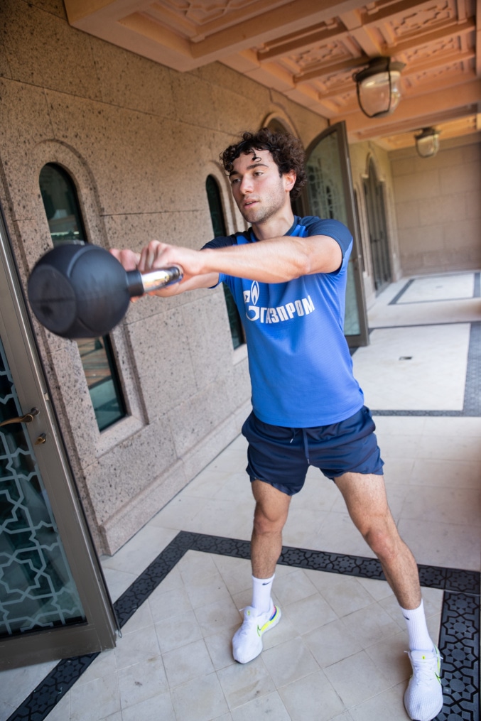 Зимние «Газпром» — тренировочные сборы в Абу-Даби. 20 января, утренняя тренировка