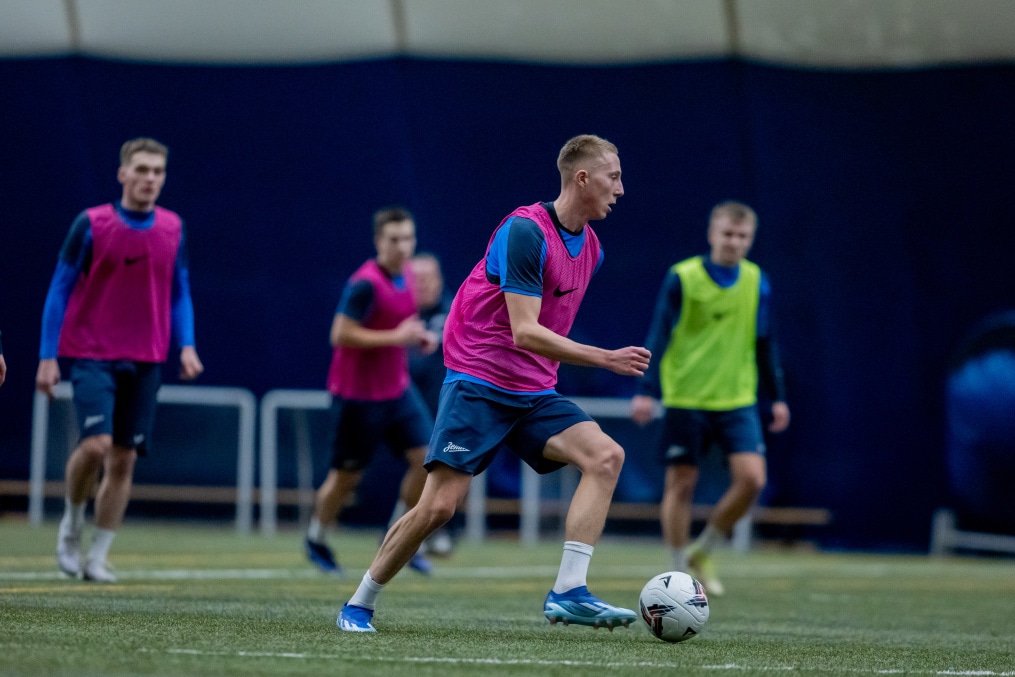 Тренировка «Зенита»-2 в «Газпром»-Академии