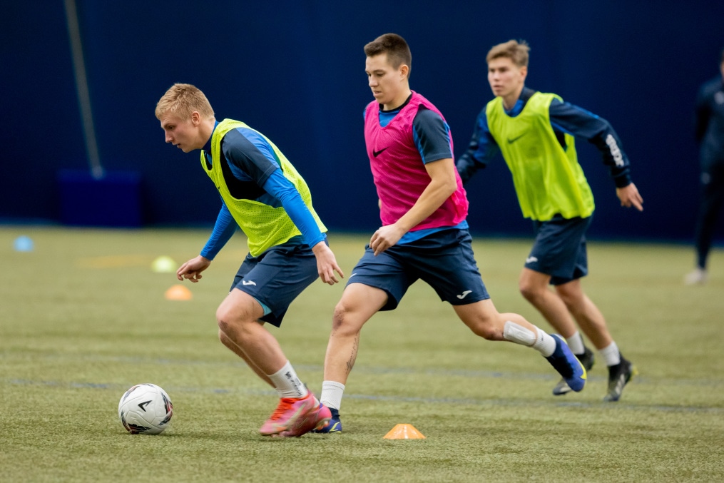 Тренировка «Зенита»-2 в «Газпром»-Академии