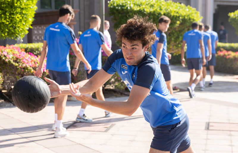 Зимние «Газпром» — тренировочные сборы в Абу-Даби. 23 января утренняя тренировка