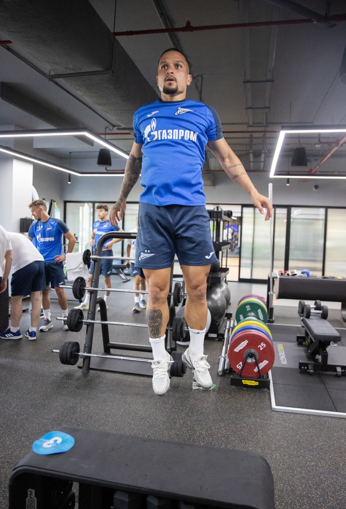 Зимние «Газпром» — тренировочные сборы в Абу-Даби. 23 января утренняя тренировка