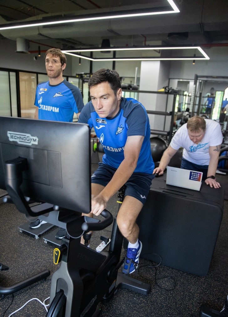 Зимние «Газпром» — тренировочные сборы в Абу-Даби. 23 января утренняя тренировка