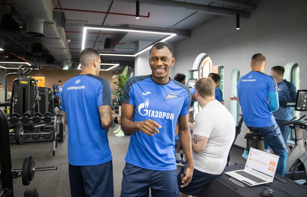 Зимние «Газпром» — тренировочные сборы в Абу-Даби. 23 января утренняя тренировка