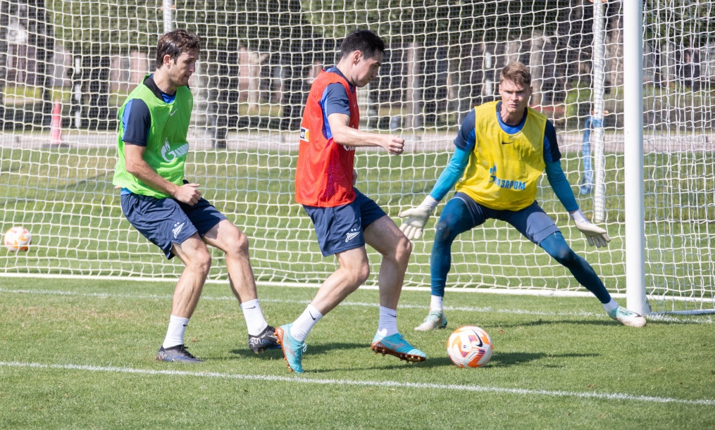 Зимние «Газпром» — тренировочные сборы в Абу-Даби. 23 января утренняя тренировка
