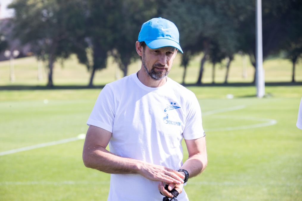 Зимние «Газпром» — тренировочные сборы в Абу-Даби. 25 января, утренняя тренировка