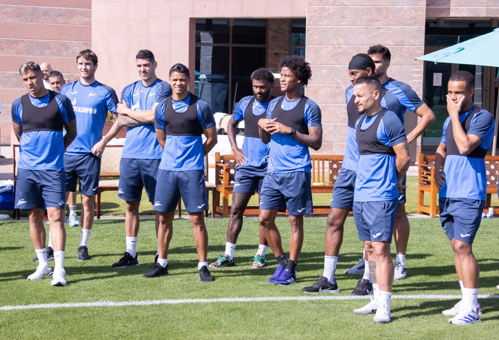 Зимние «Газпром» — тренировочные сборы в Абу-Даби. 25 января, утренняя тренировка
