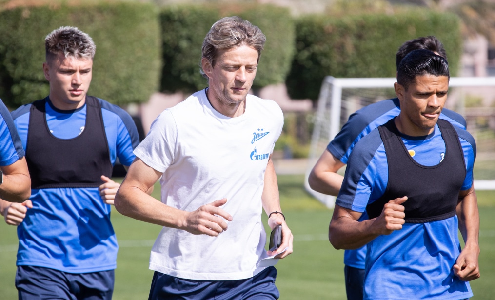 Зимние «Газпром» — тренировочные сборы в Абу-Даби. 25 января, утренняя тренировка