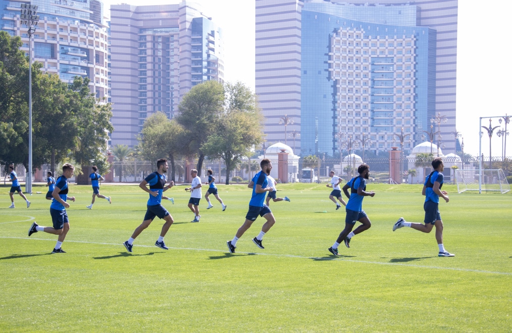 Зимние «Газпром» — тренировочные сборы в Абу-Даби. 25 января, утренняя тренировка