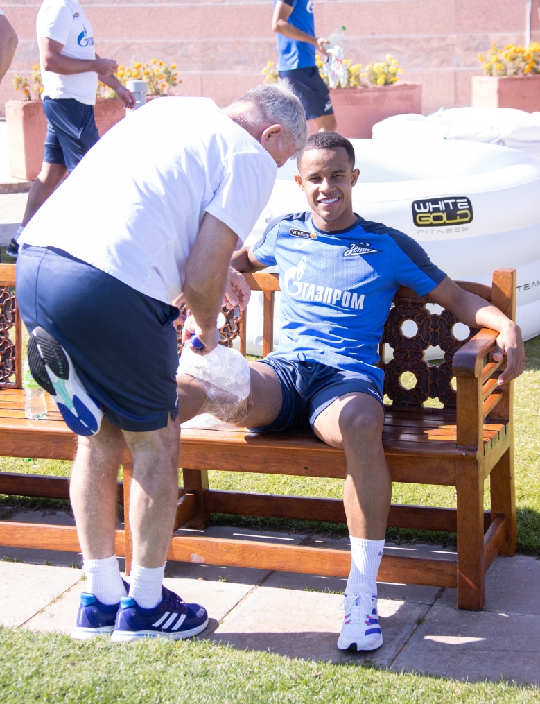 Зимние «Газпром» — тренировочные сборы в Абу-Даби. 25 января, утренняя тренировка