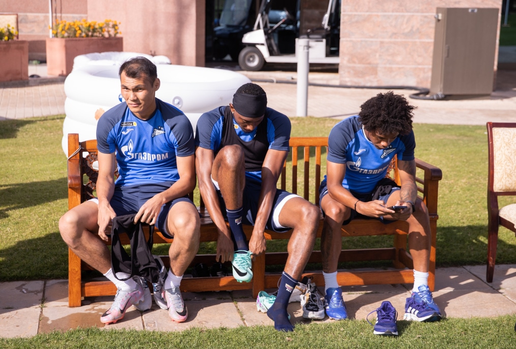 Зимние «Газпром» — тренировочные сборы в Абу-Даби. 26 января, утренняя тренировка