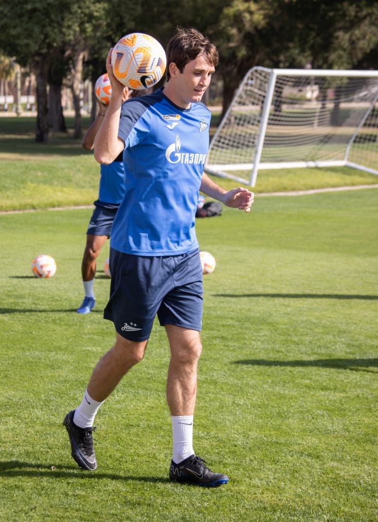 Зимние «Газпром» — тренировочные сборы в Абу-Даби. 26 января, утренняя тренировка