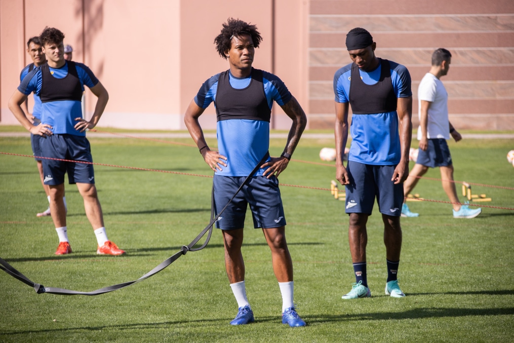 Зимние «Газпром» — тренировочные сборы в Абу-Даби. 26 января, утренняя тренировка