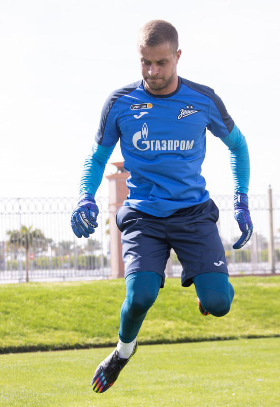 Зимние «Газпром» — тренировочные сборы в Абу-Даби. 26 января, утренняя тренировка