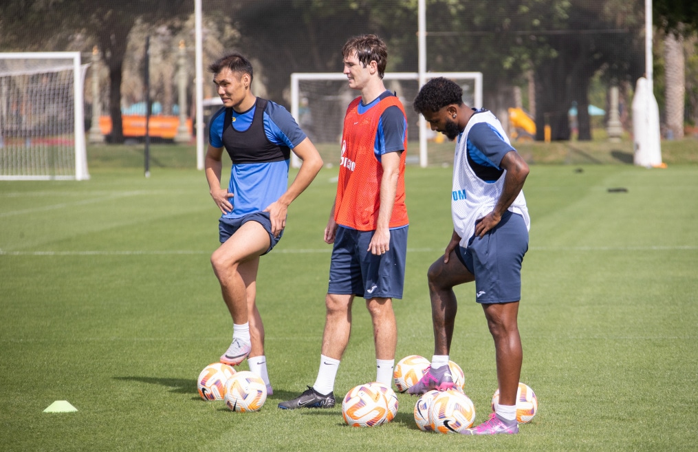 Зимние «Газпром» — тренировочные сборы в Абу-Даби. 26 января, утренняя тренировка