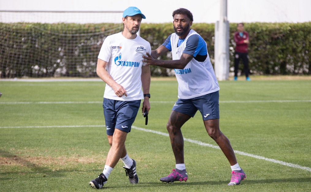 Зимние «Газпром» — тренировочные сборы в Абу-Даби. 26 января, утренняя тренировка