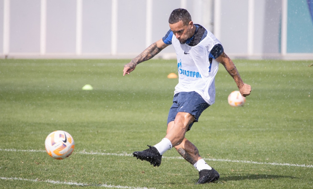 Зимние «Газпром» — тренировочные сборы в Абу-Даби. 26 января, утренняя тренировка