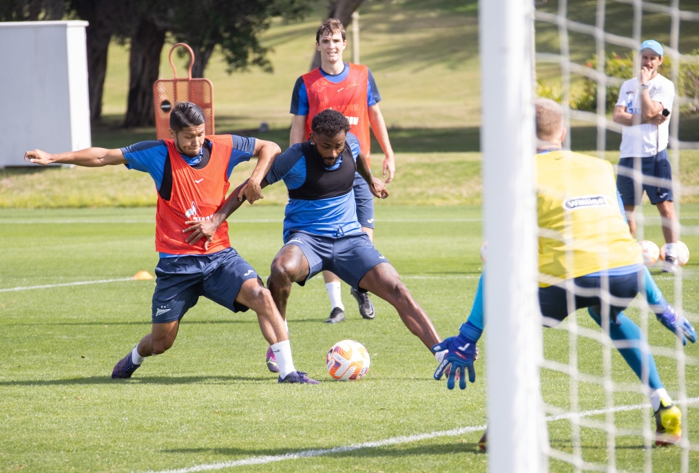 Зимние «Газпром» — тренировочные сборы в Абу-Даби. 26 января, утренняя тренировка